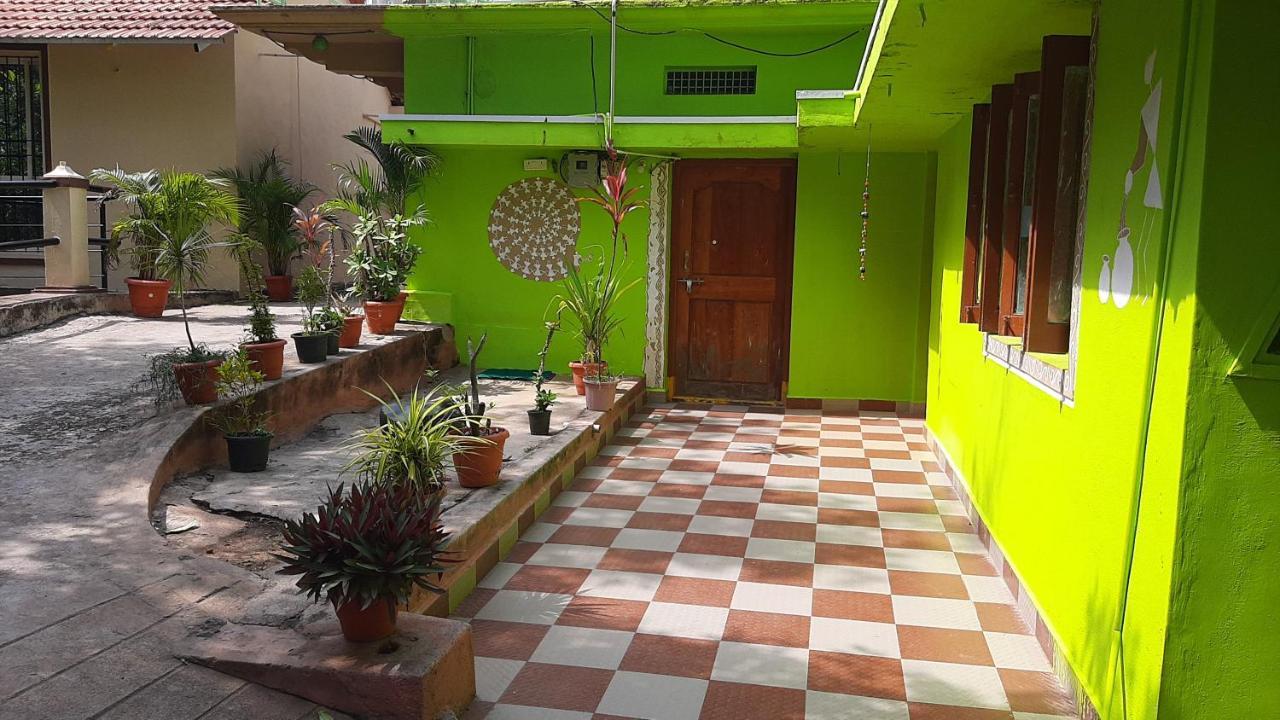 Shankar Homestay ฮัมปี ภายนอก รูปภาพ