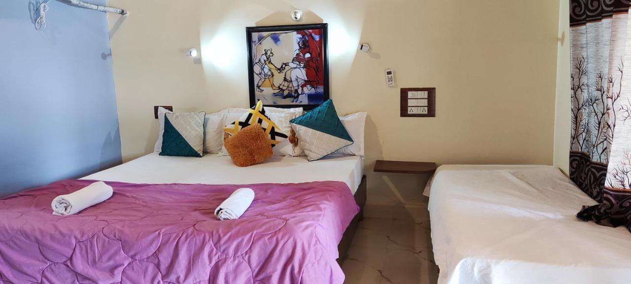 Shankar Homestay ฮัมปี ภายนอก รูปภาพ